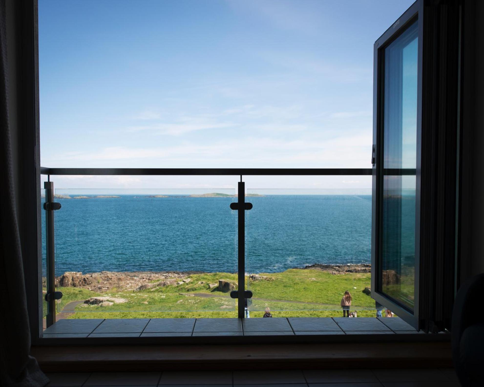 Seventeen Carrig Na Rone Portrush Exterior photo
